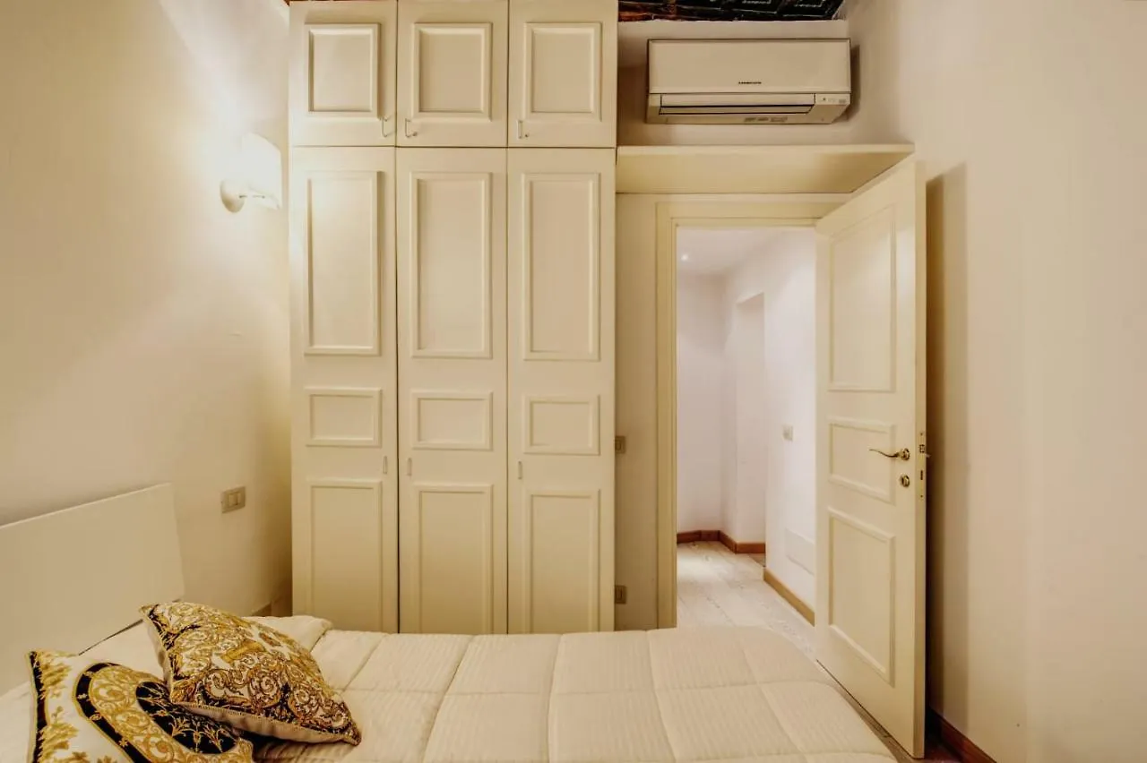 Ferienwohnung Portico D'Ottavia Rom 0*,